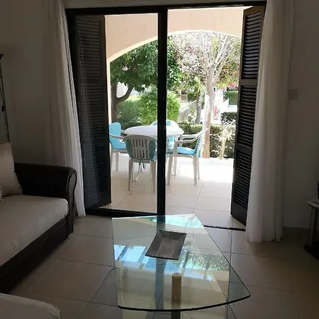 Apartment Everything At Your Doorstep